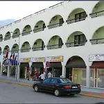 Oz-can Hotel 2*
