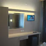 Hotel Oz-can