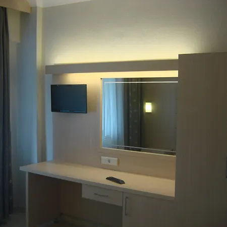 Hotel Oz-can 2*
