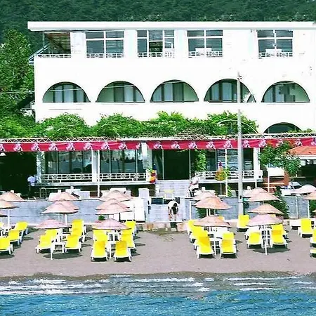 فندق Oz-can تورونشْ